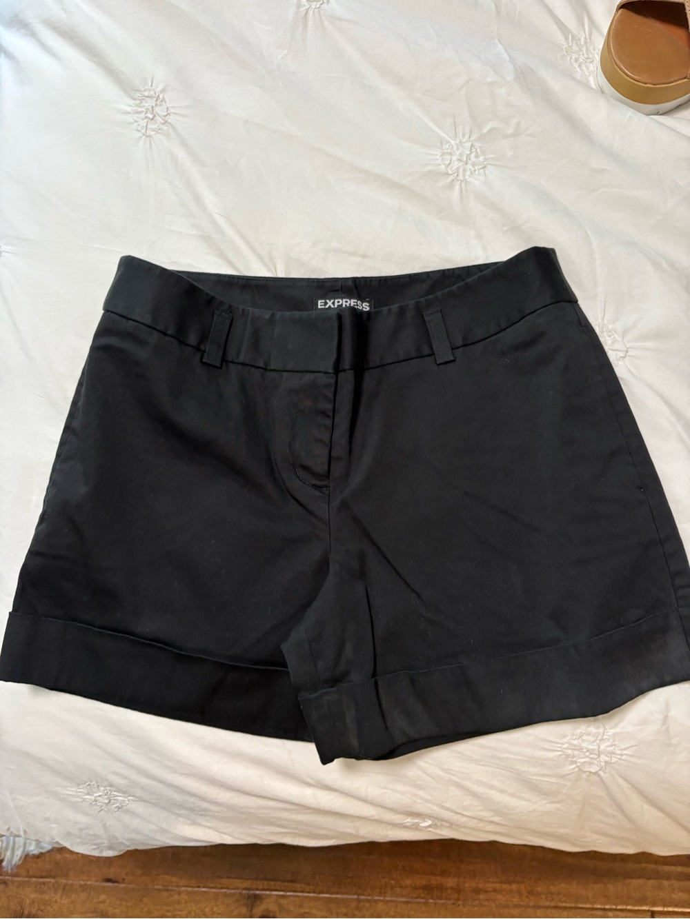 Express Black Cuffed Tailored Women’s Shorts